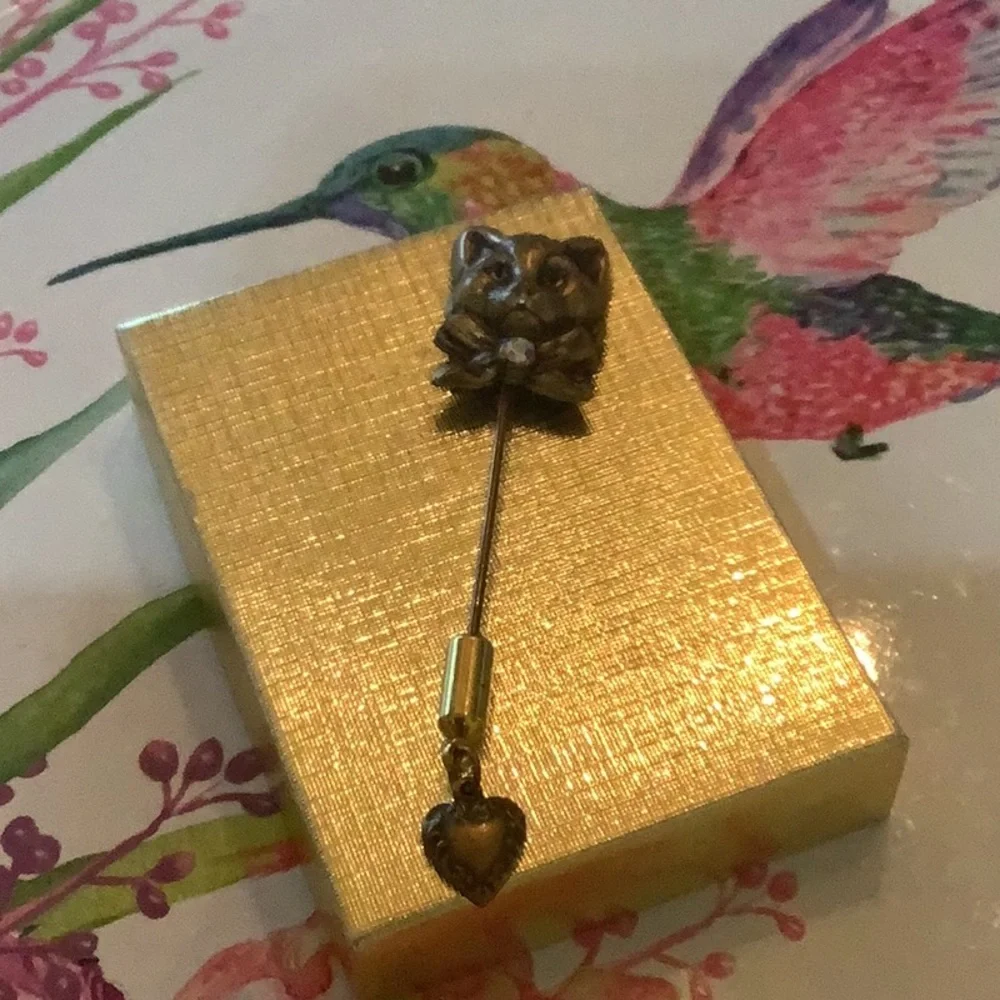 CAT Stick Pin with stone gold toned Vintage heart on bottom